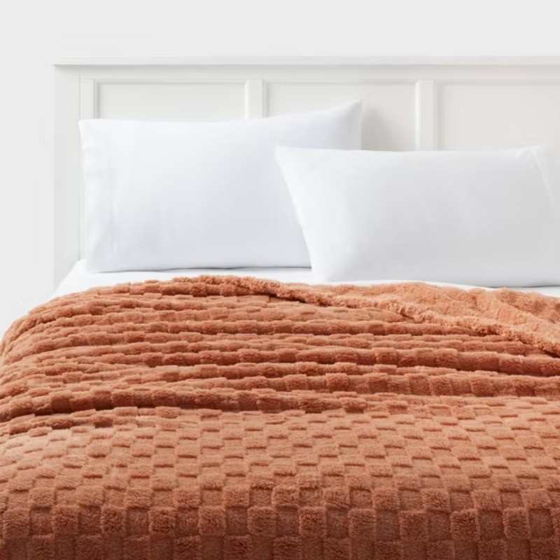 Full/Queen Checkered Blanket gallery