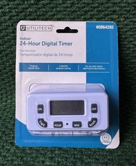 Utilitech 24-Hour Digital Timer #0864292 for Indoor Lighting and Decorations NEW