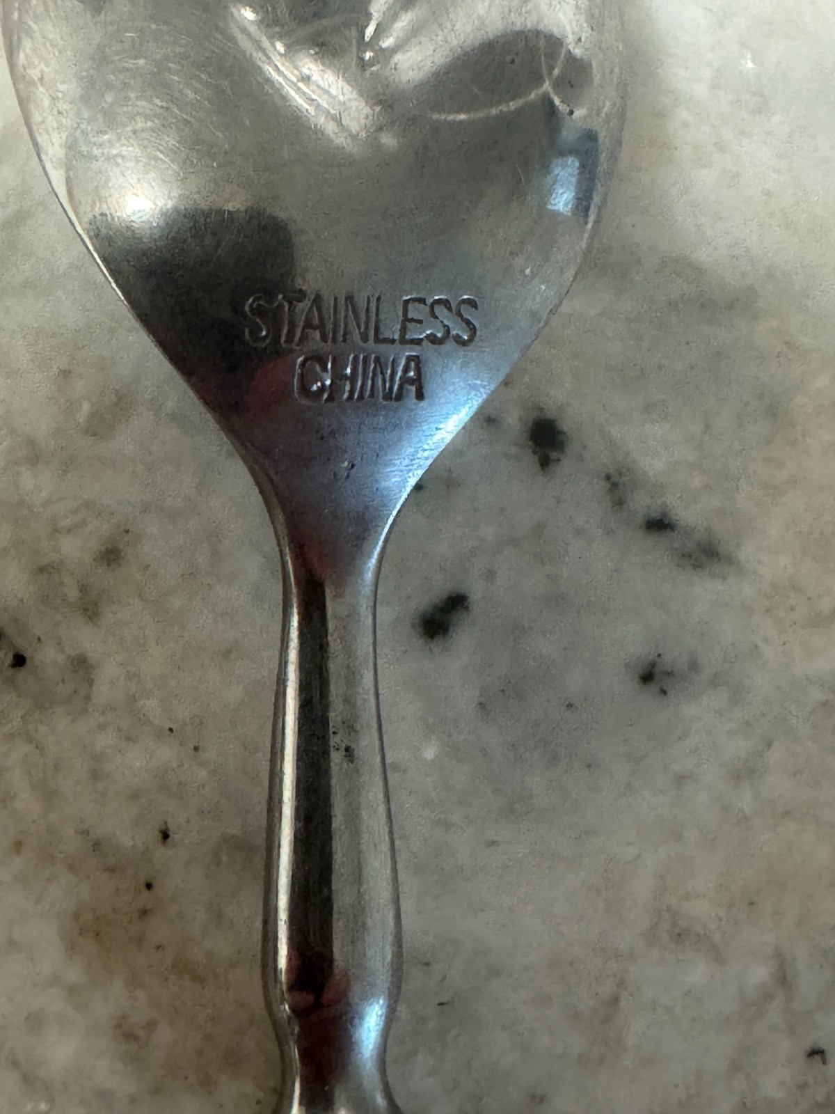 Bistro-Green by Hampton Silversmiths stainless Green 2 Rivets, Ball Handle 7pc gallery