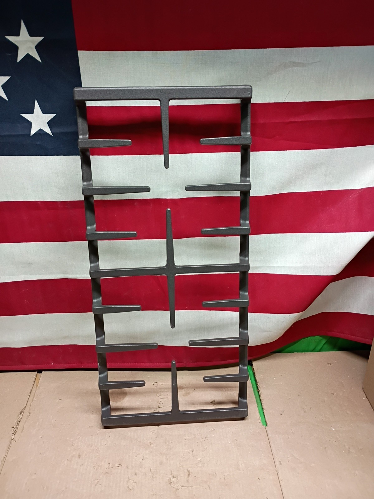 GE OEM 295D1586P001 GAS RANGE GRATE NEW OPEN BOX NOB gallery