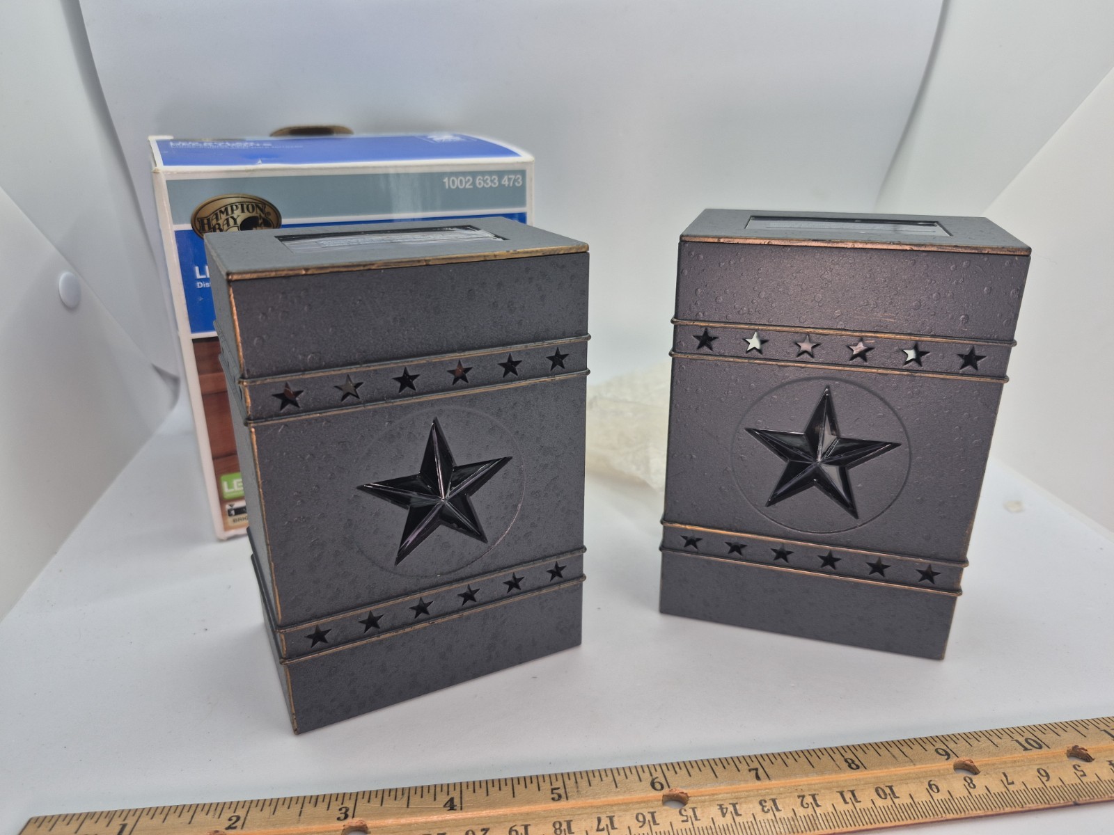 Hampton Bay Solar LED Deck Lights 2-Pack Distressed Black Lone Star New Open Box gallery