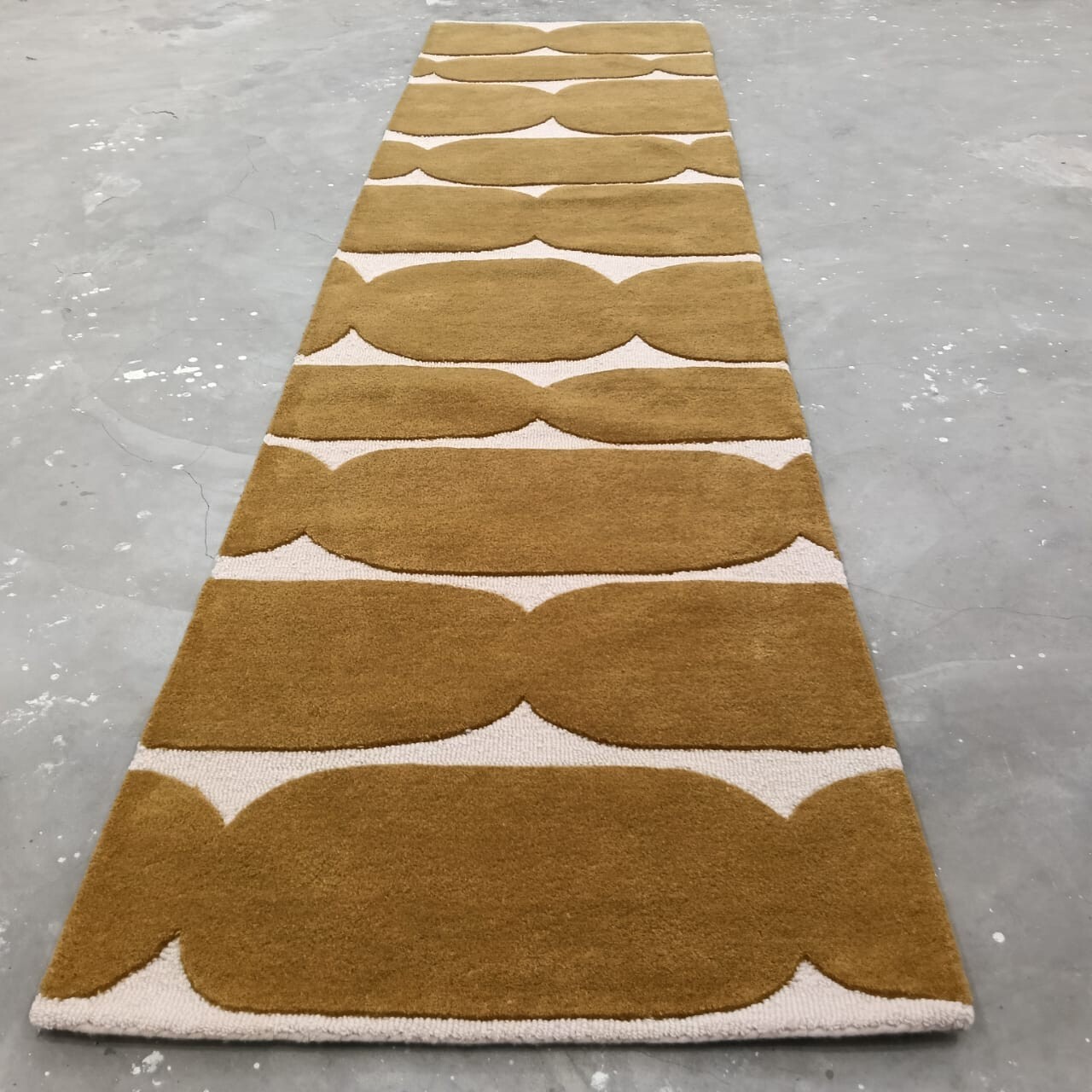 Gourgues Runner Handmade Hand Tufted Area 100% Nz Wool Loop & Cut Modern Rug gallery