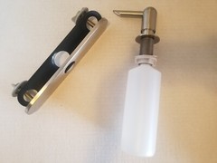 PEERLESS Liquid Soap Dispenser & Baseplate Stainless Steel P88103LF-SSSD-L – NEW