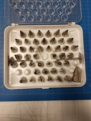 Vintage Wilton Cake Decorating Master Tip Set 45+ Icing Nozzles Flower Nails Cas