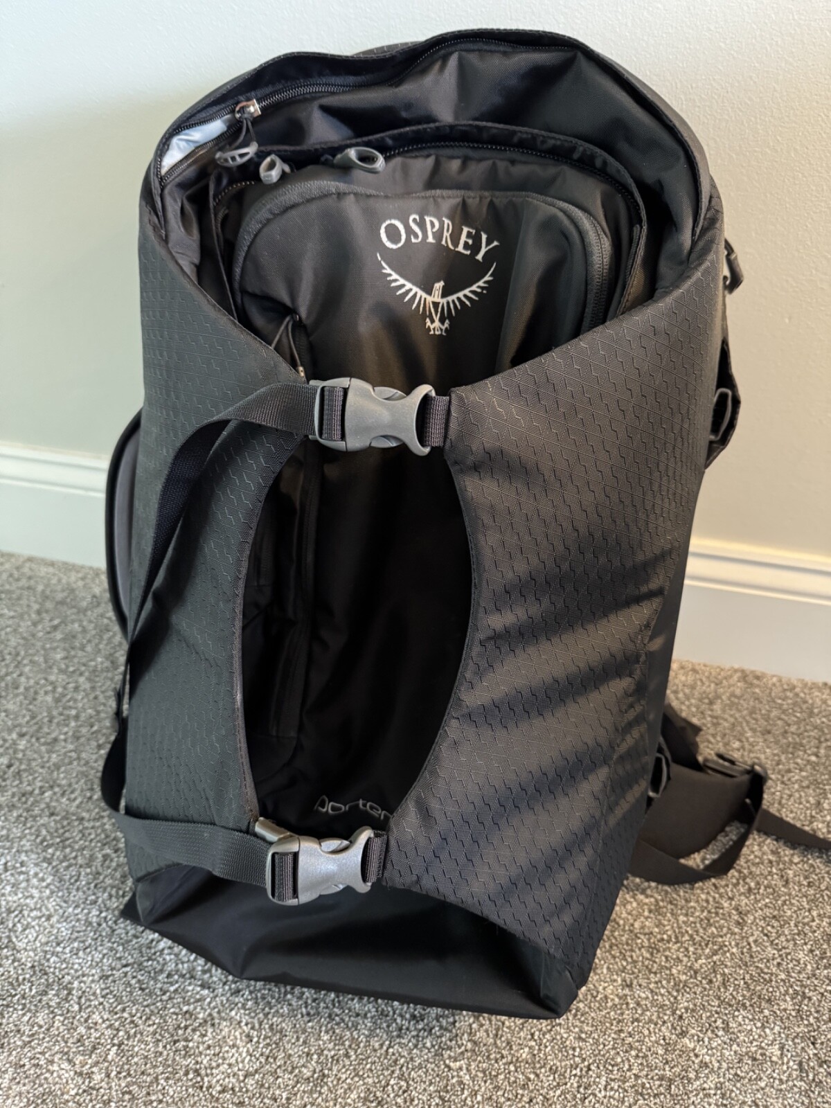 GREAT CONDITION — Osprey Porter 30 Backpack Black