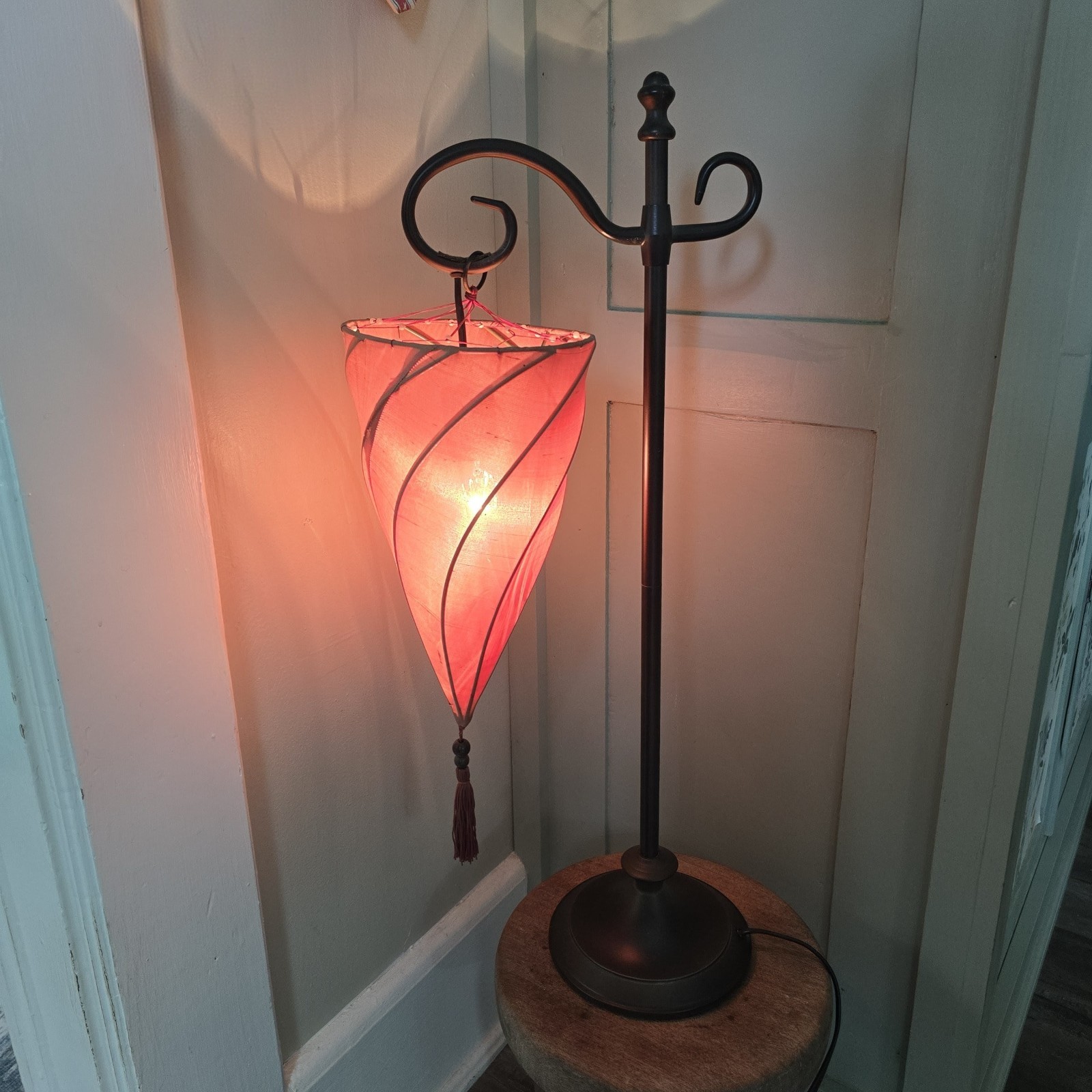 Pottery Barn Medina Moroccan Style Table Lamp Blush Rose Sun Faded Silk Shade gallery