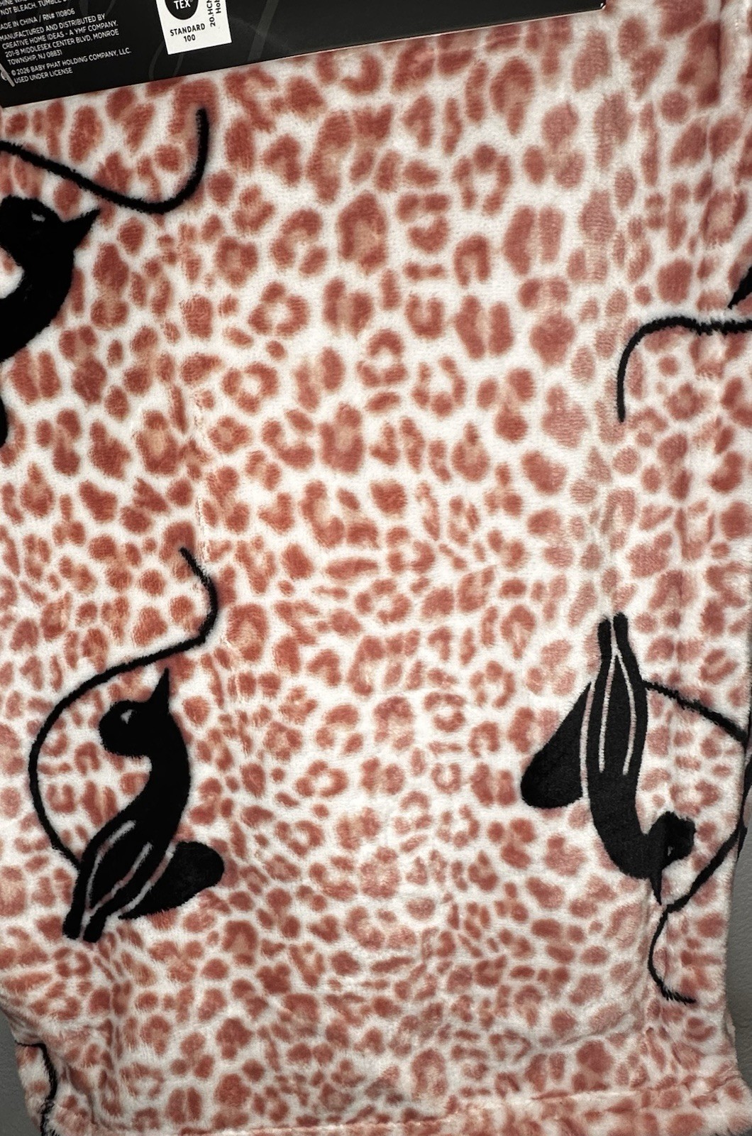 Baby Phat Pink Leopard Print Throw Blanket 50 INX 60 IN (127 CM X 152 CM) gallery