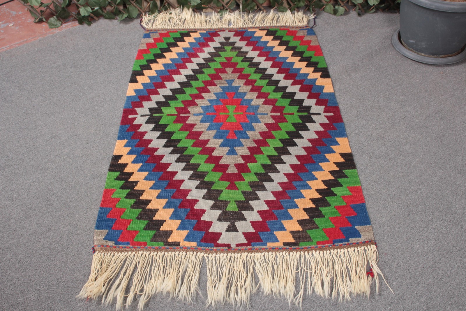 2,8x4,3 ft Turkish Small Rug, Rainbow Rainbow Vintage Moroccan Wool Rug gallery