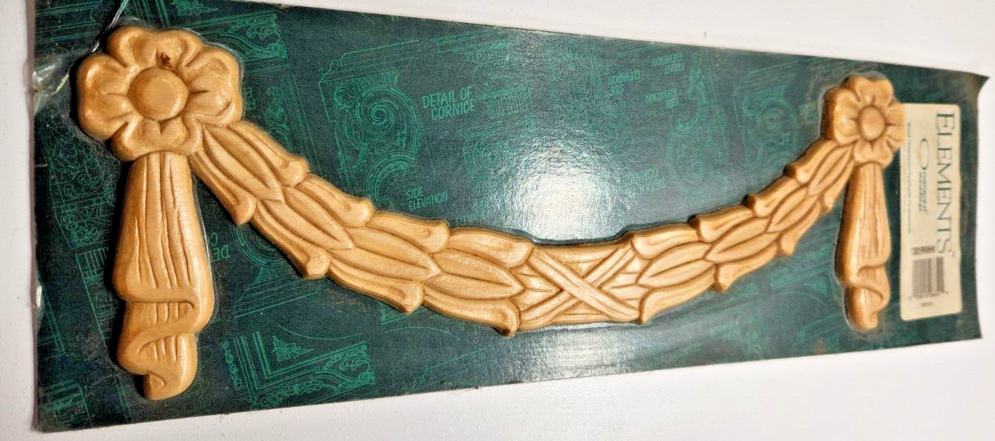 ELEMENTS ORNAMENTAL MOULDINGS WOOD APPLIQUES USA NEW 13801PKWHW SWAG FLOWERS gallery