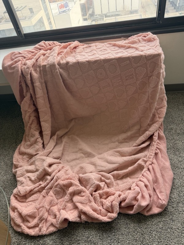Pink Geometric Pattern Textured Rectangular Blanket Throw with No Closure gallery