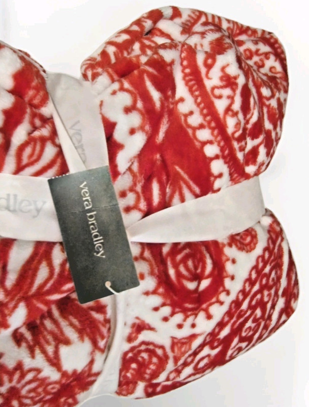 Vera Bradley Oversized Throw Blanket (66" x 94") in Paisley Key gallery