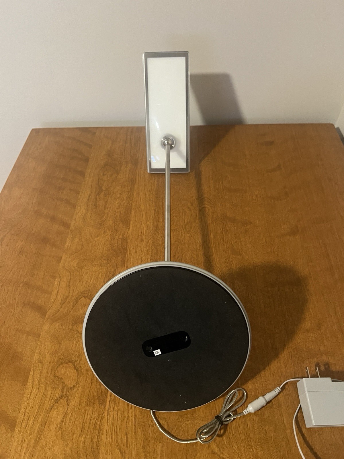 Humanscale Horizon Silver Desk Lamp LED Adjustable EUC gallery