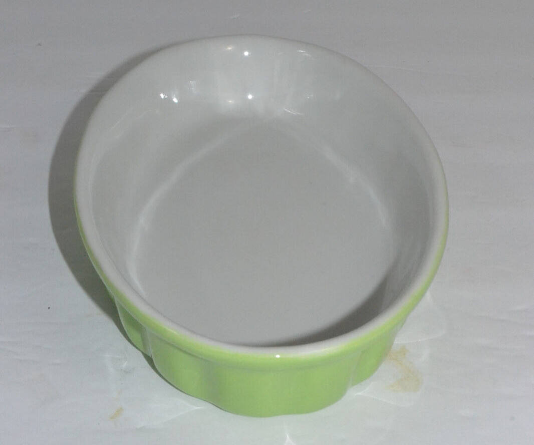 VTG Oval Baking Dish 8 1/2” x 5 Ruffled Green Valentina Made in Italy gallery