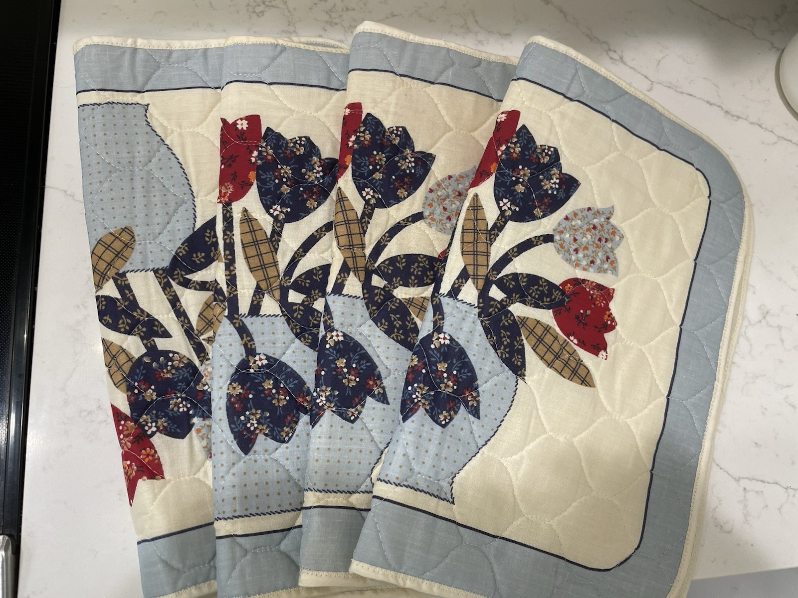 4 Patchwork Quilt Placemats Flower Bouquet Design 17x14 Red, Blue, Tan, Cream gallery