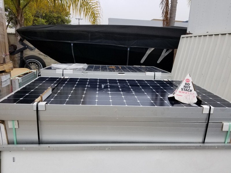 SUNPOWER 435W E20-435-COM US MADE 85.6 VOLT COMMERCIAL SOLAR PANEL gallery