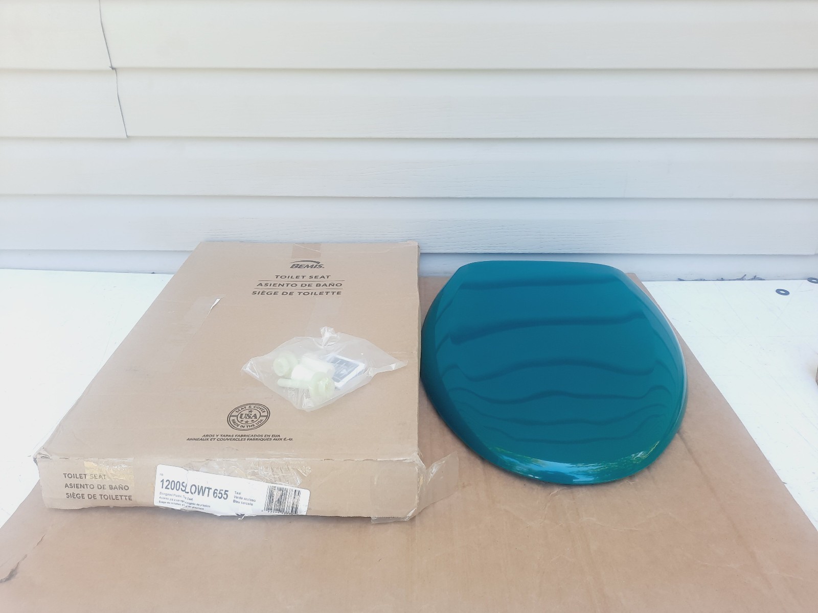 Bemis 1200SLOWT Classic Colors Elongated Closed-Front Toilet Seat - Teal *READ* gallery