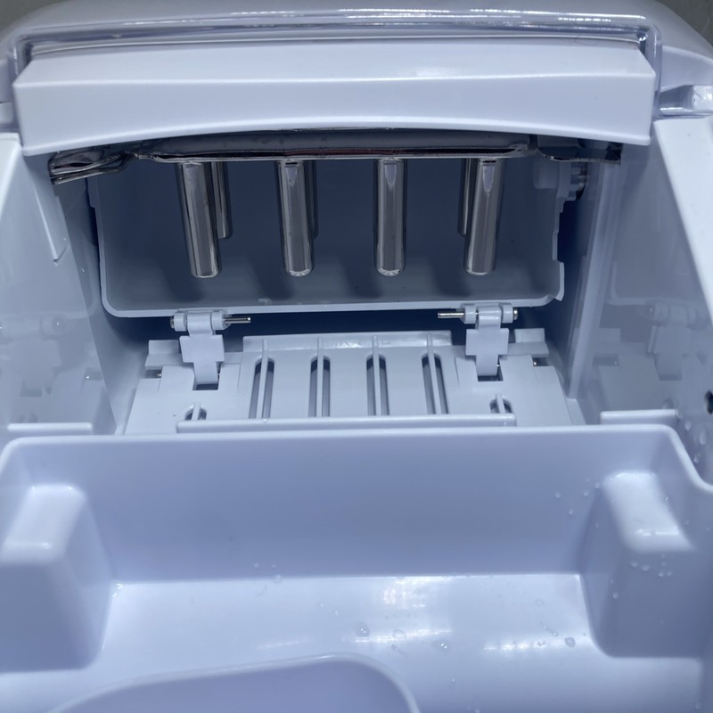 Cuisinart Bullet Ice Cube Maker, White, Up To 26 Lbs. Per Day Cuisinart IMC-2 gallery