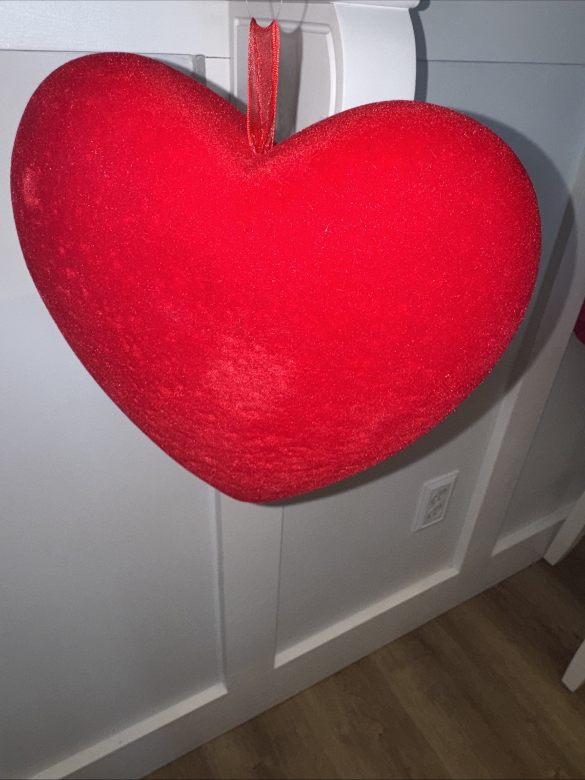 Flocked Red Heart Length 9 inches by Height 8 inches Width NWT gallery