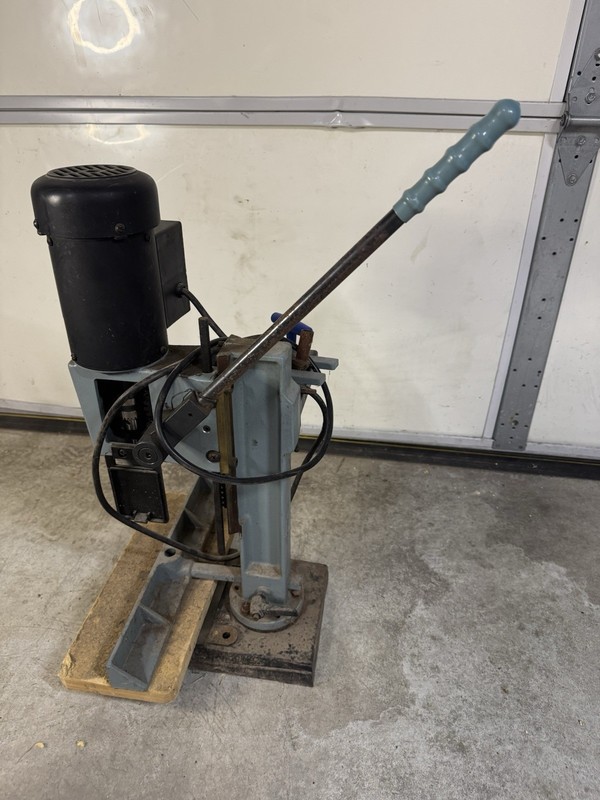 Delta Hollow Chisel Mortiser No. 14-650 Type 2 120V 1725RPM 1/2HP Tested Working gallery