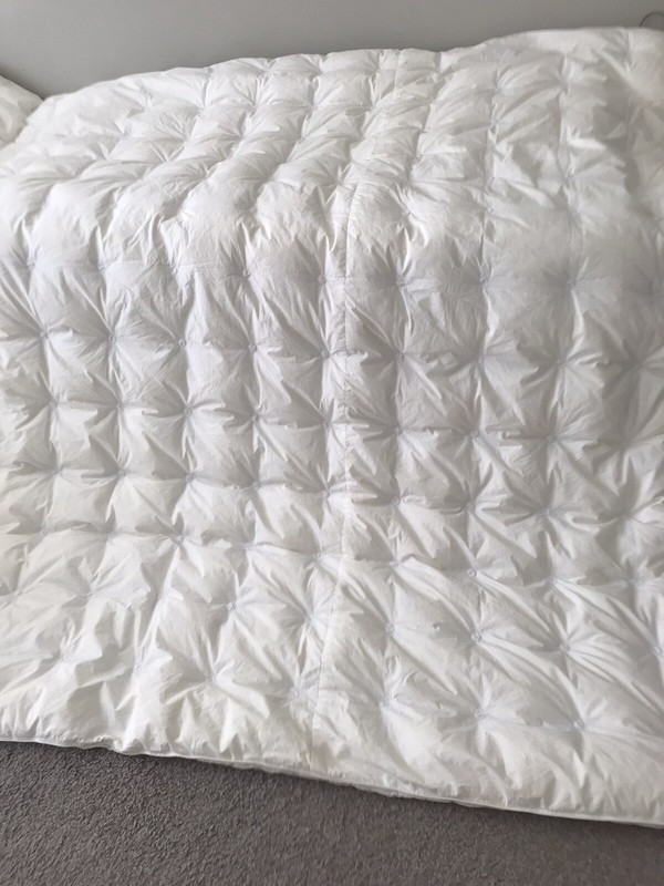 OFELIA DOWN SOFT IVORY COMFORTER SIZE 87in x 87in gallery