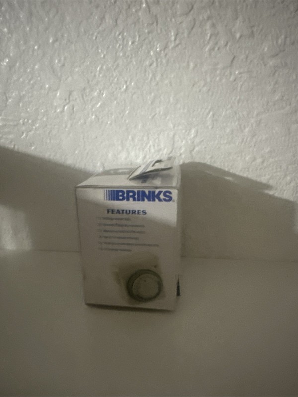 Brinks 42-1020 Mechanical Timer Grounded Plug 120V For Indoor Use Only gallery