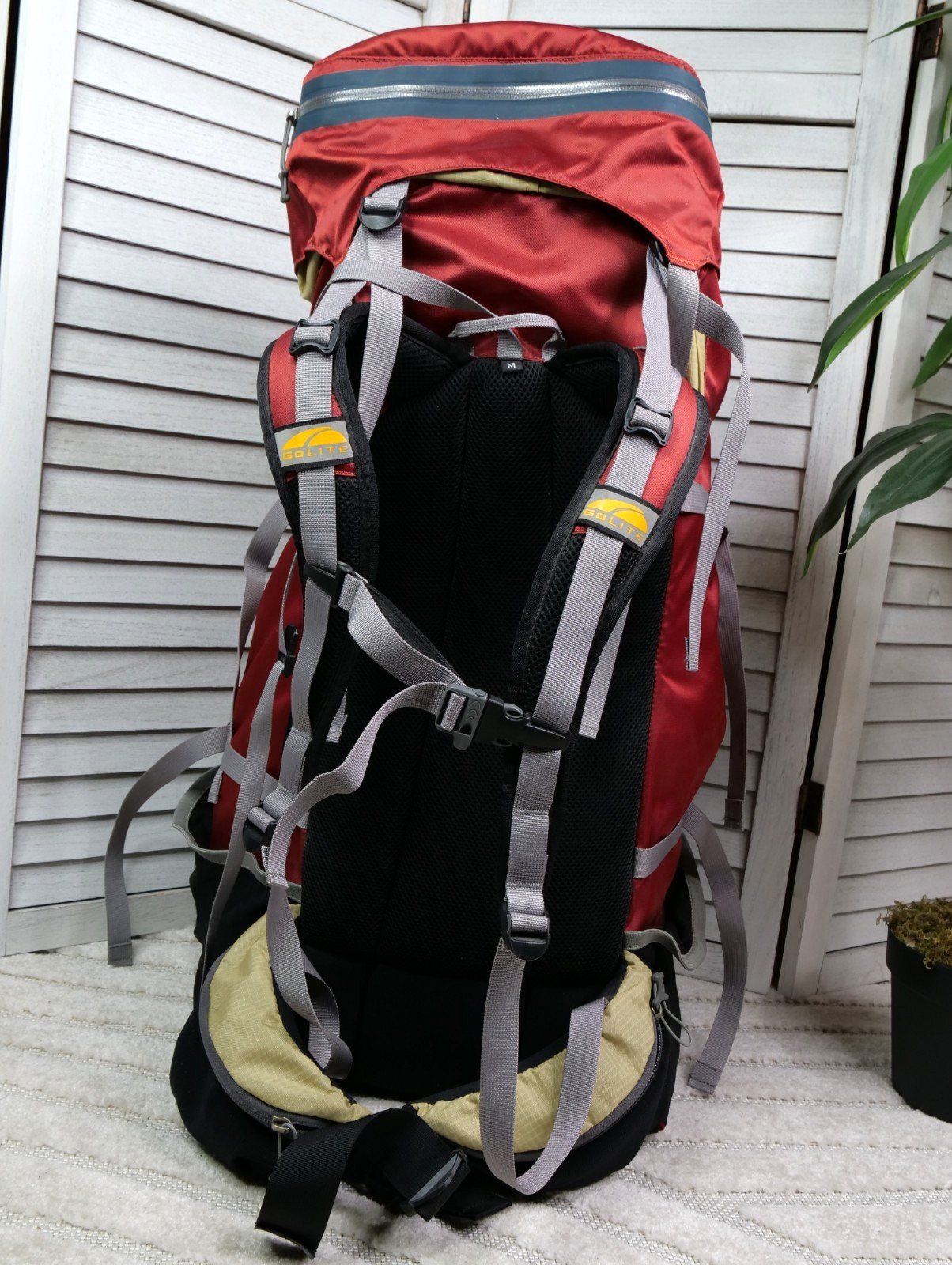 GoLite Odyssey Ultralight Internal Frame Backpack Red Tan Hiking Pack Medium 4