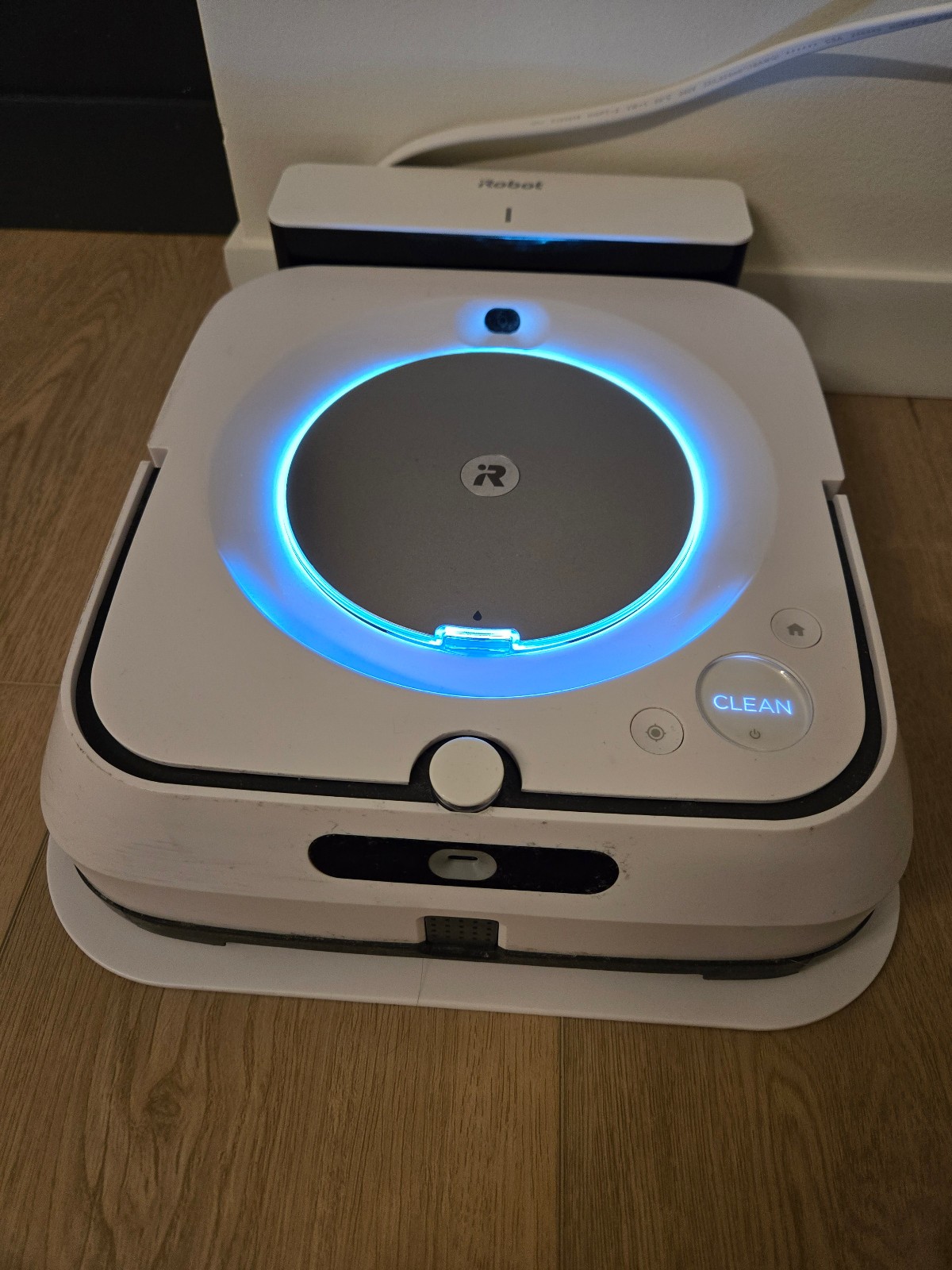 iRobot Braava Jet M6 Ultimate Wi-Fi Connected Robot Mop gallery