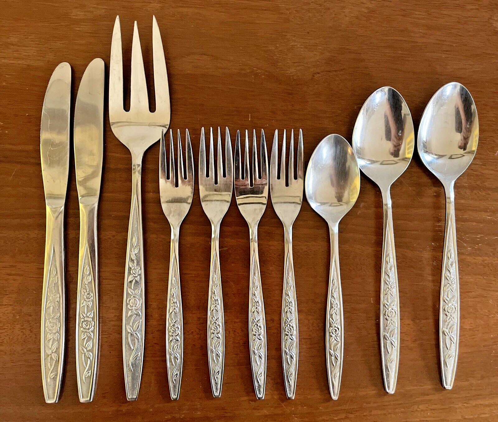 Riviera Stainless Floral Design Roses Japan Flatware 10 Misc Pieces gallery