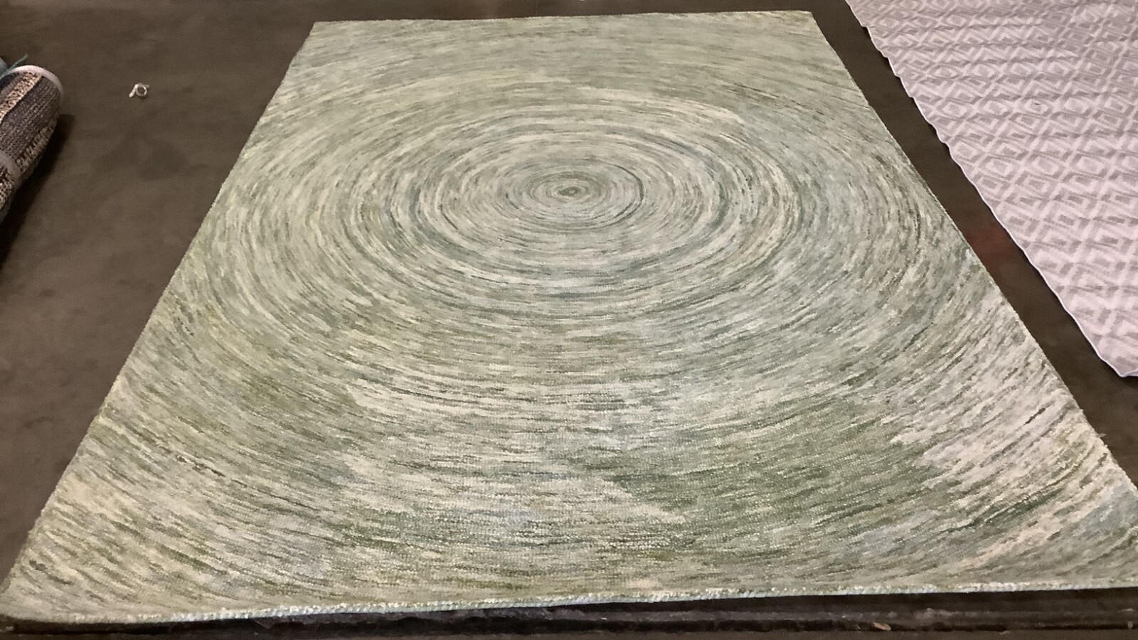SAGE / GREEN 6'-0" x 9'-0" Back Stain Rug, Reduced Price 1172674623 IKT633W-6 gallery