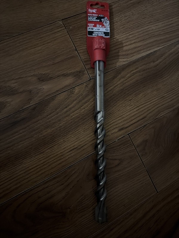 Milwaukee SDS-Max 4-Cutter Drill Bit, 7/8in. x 8in. x 13in., Model# 48-20-3944 gallery