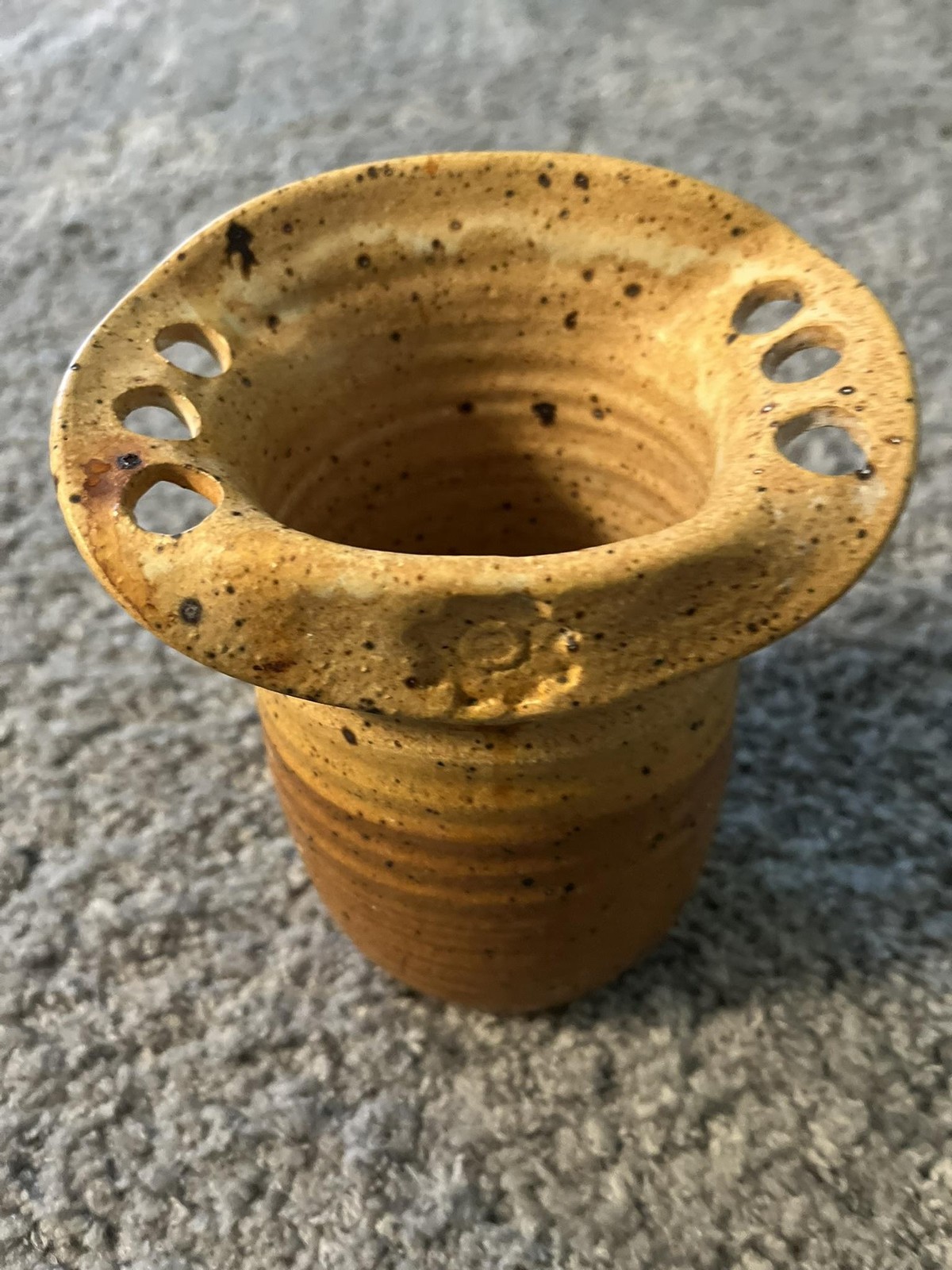 The Mainstone Kiln Stoneware Toothbrush Holder Speckled Glaze Pottery Brown Tan gallery