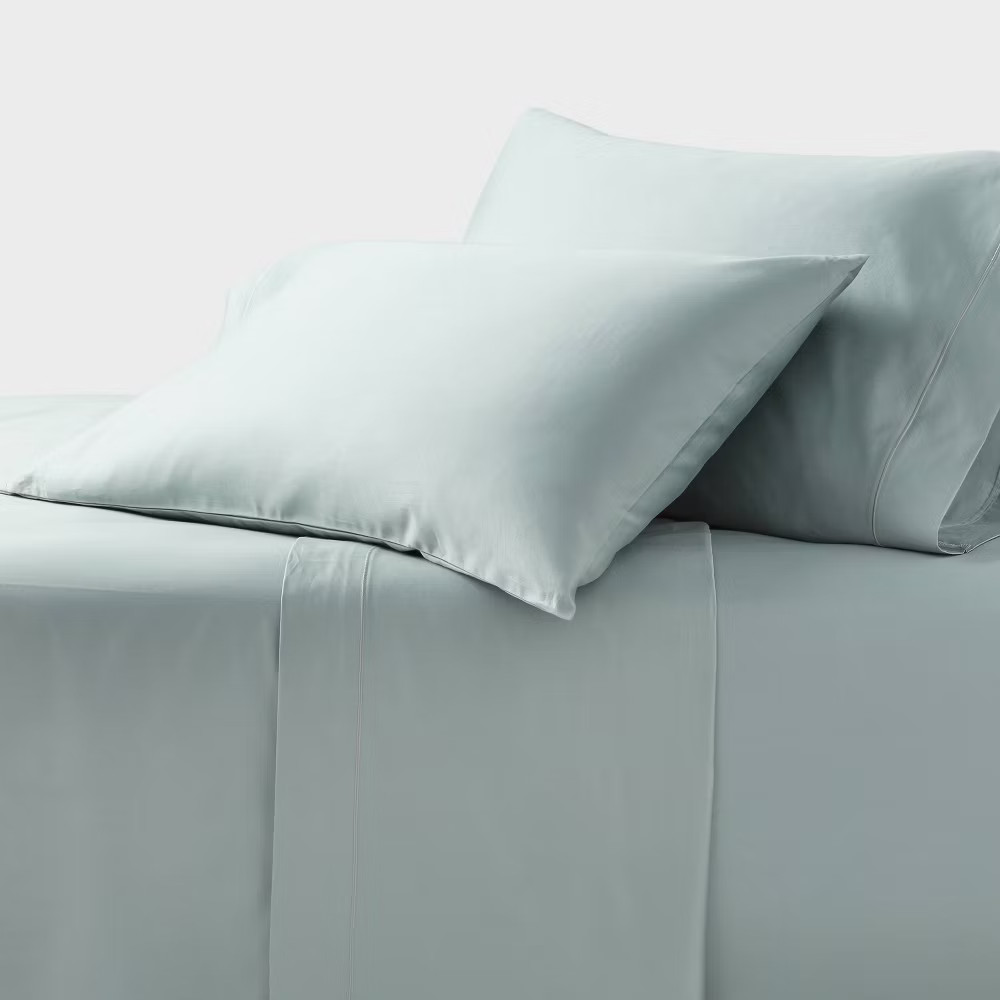 800 Thread Count 4pc Hotel Collection Sheet Set Baratta - Threshold gallery