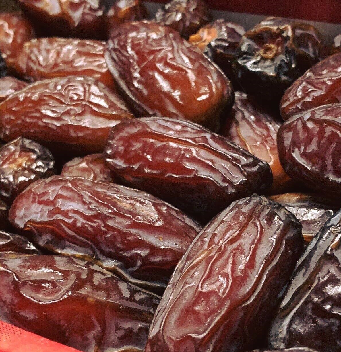 Organic Gourmet Medjool Dates 4 LB Box gallery