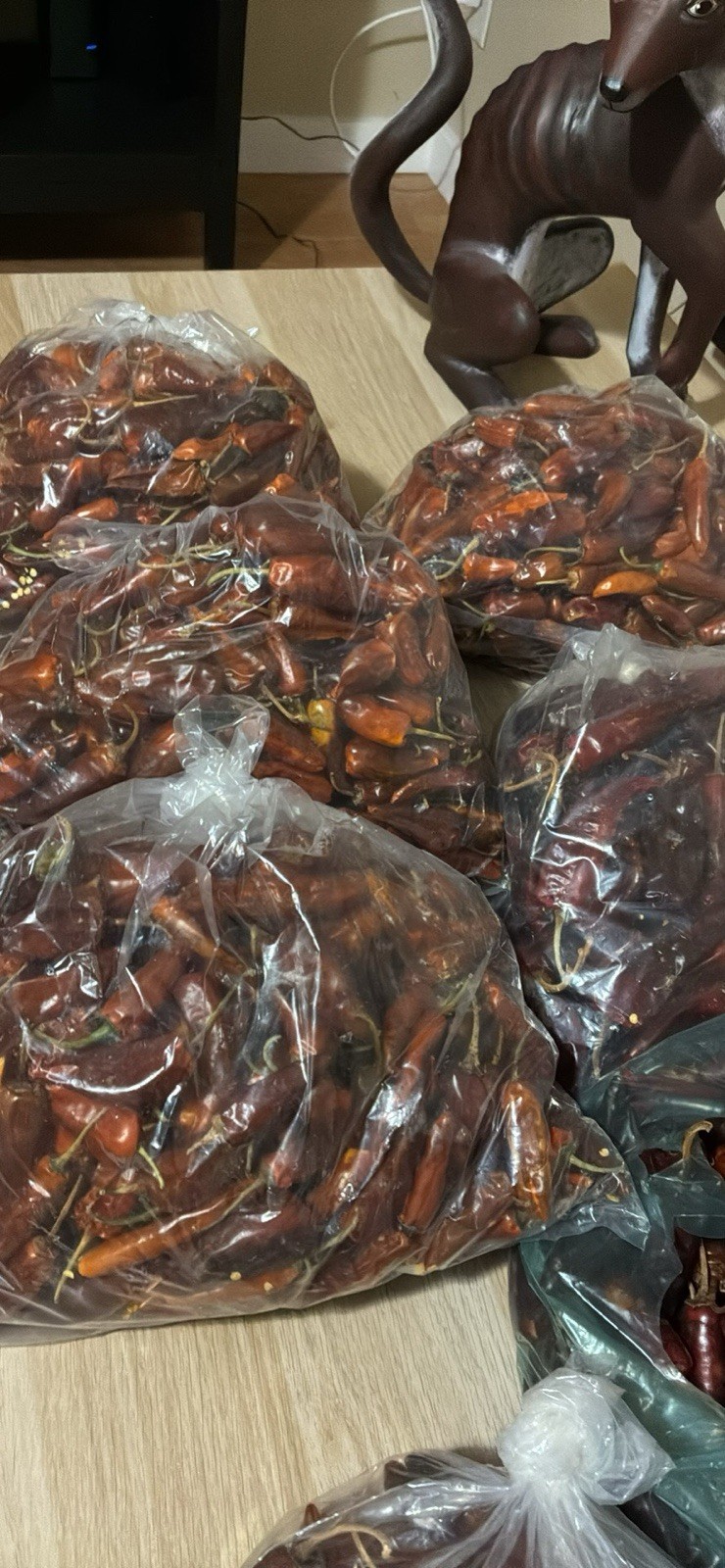 Chile Costeño Seco 1lb gallery