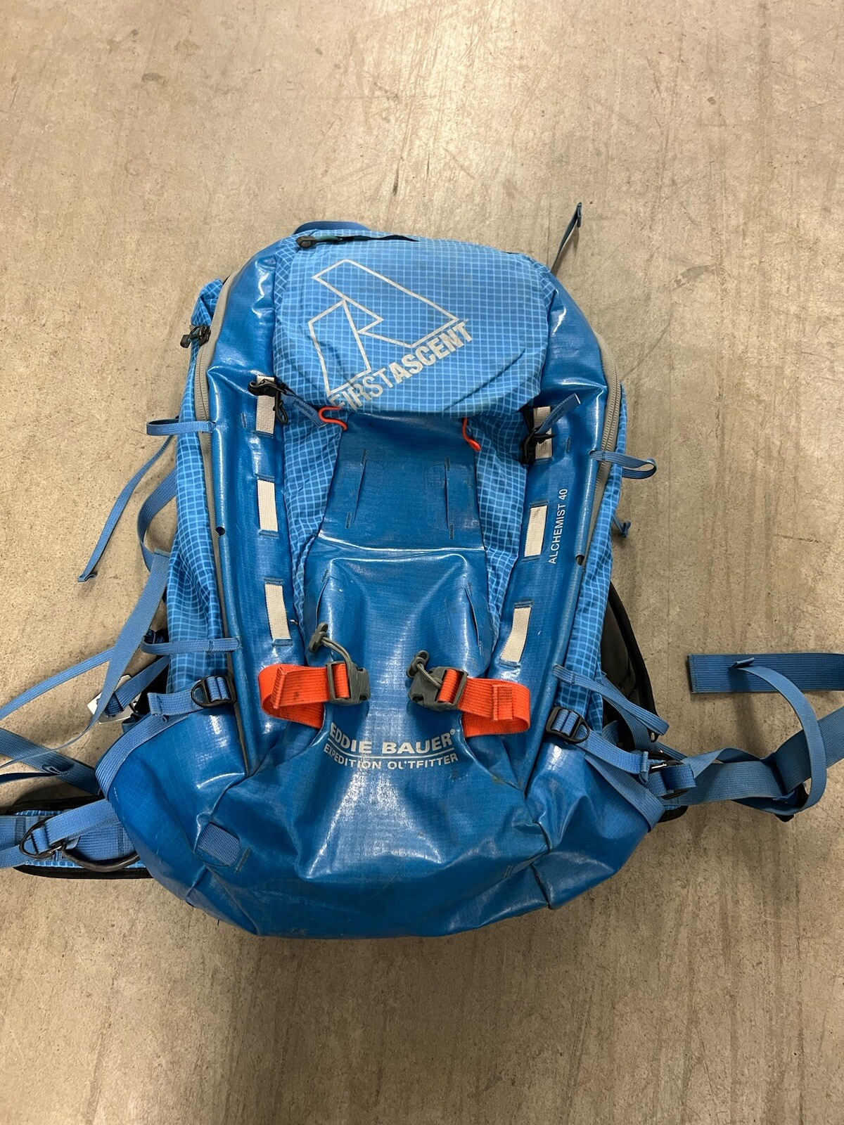 NEW! Eddie Bauer First Ascent Alchemist 40L  Backpack Blue