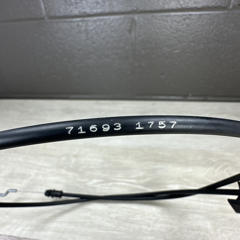 New BRIGGS & STRATTON CABLE 071693MA 1996 21" WBM Walk Behind Mower gallery