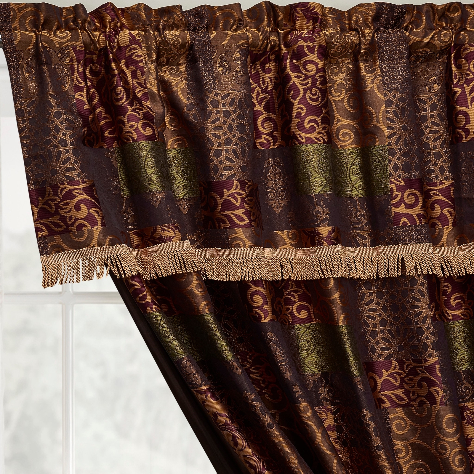 Chezmoi Collection Amelia 4-piece Floral Jacquard Patchwork Window Curtain Set gallery