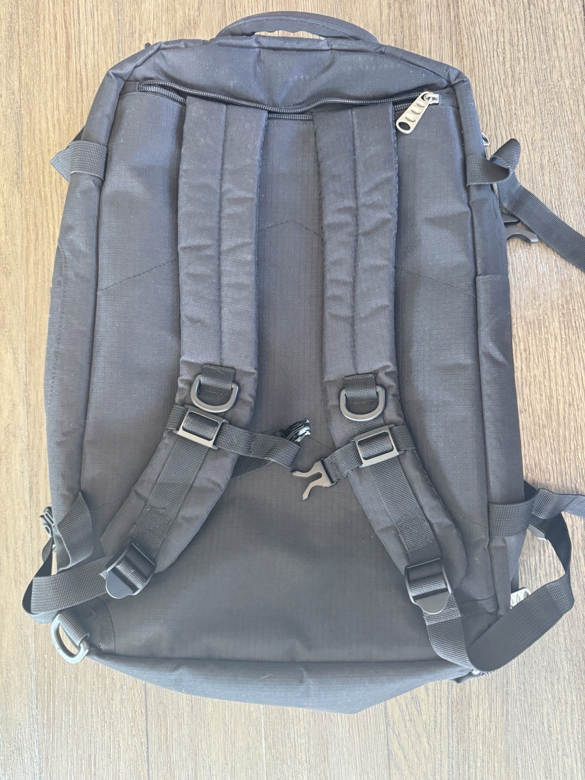 Hynes Eagle Carry-On Travel Backpack 40L 3