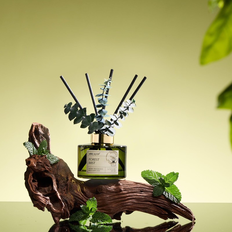 Reed Diffuser Set with 6.76 fl oz Forest Mist Scent Essential Oils and 3 Leav... gallery