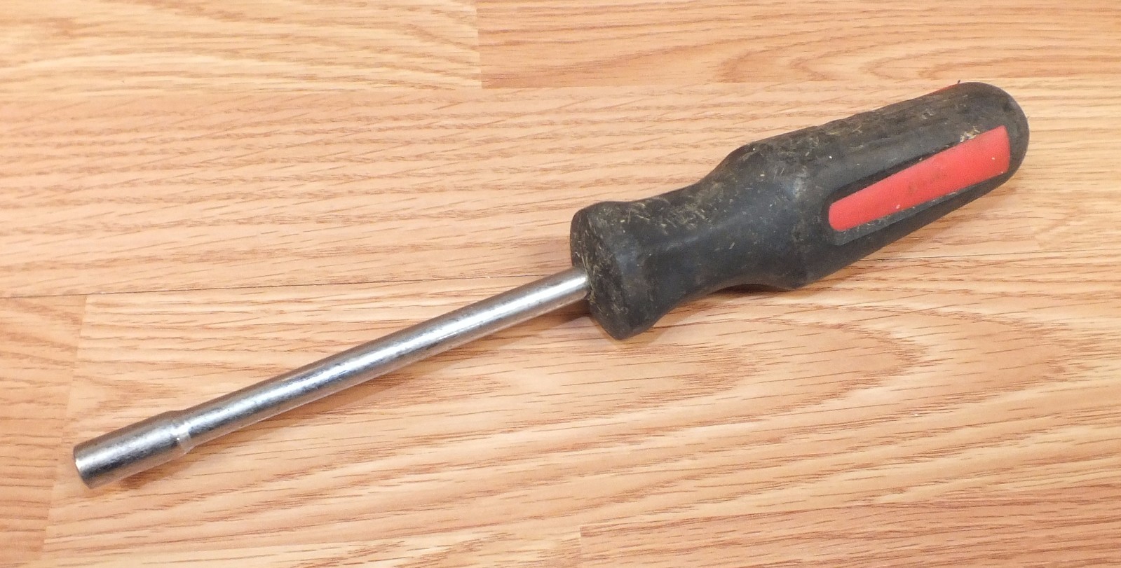 Unbranded/Generic 9 1/2" Long Black & Red 1/4" Nut Driver Tool Only **READ** gallery