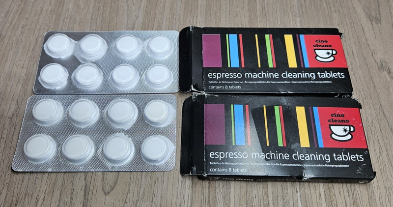 Espresso Machine Cleaning Tablets 8 count each pack of 2 - NEW Dmg Boxes gallery