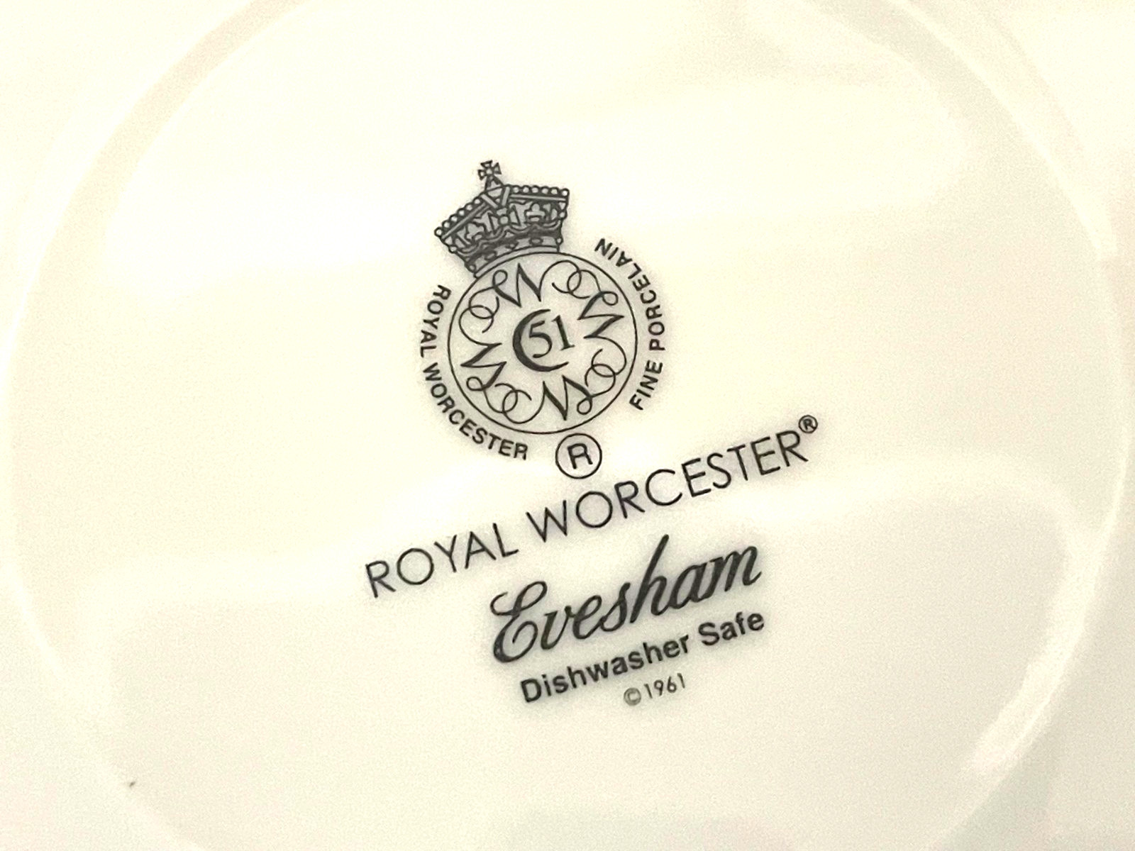 Royal Worcester Evesham Gold Cereal/Soup Bowls 8" (Set Of 4) gallery