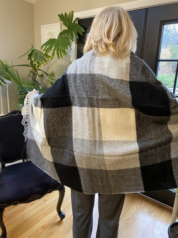 Cozy Wool Blend Black/Grey/White Buffalo Plaid Throw NWOT gallery