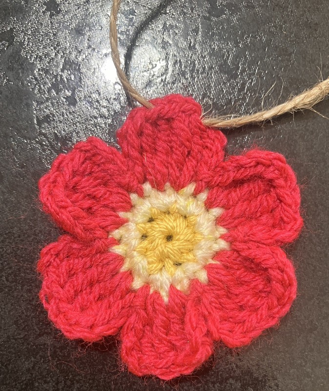 🌸NEW Hand Crochet PRETTY jute 7 Flowers Bunting Window Camper Summer 35” Gift gallery