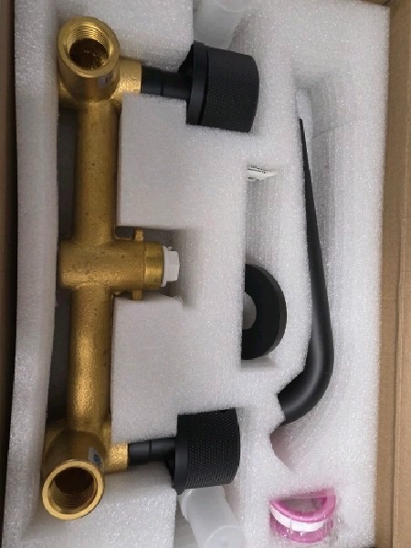 BWE Two-Handle Wall Mounted Bathroom Faucet Black gallery