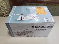 Glacier Bay Constructor 4″ Double Handle Bathroom Faucet Chrome