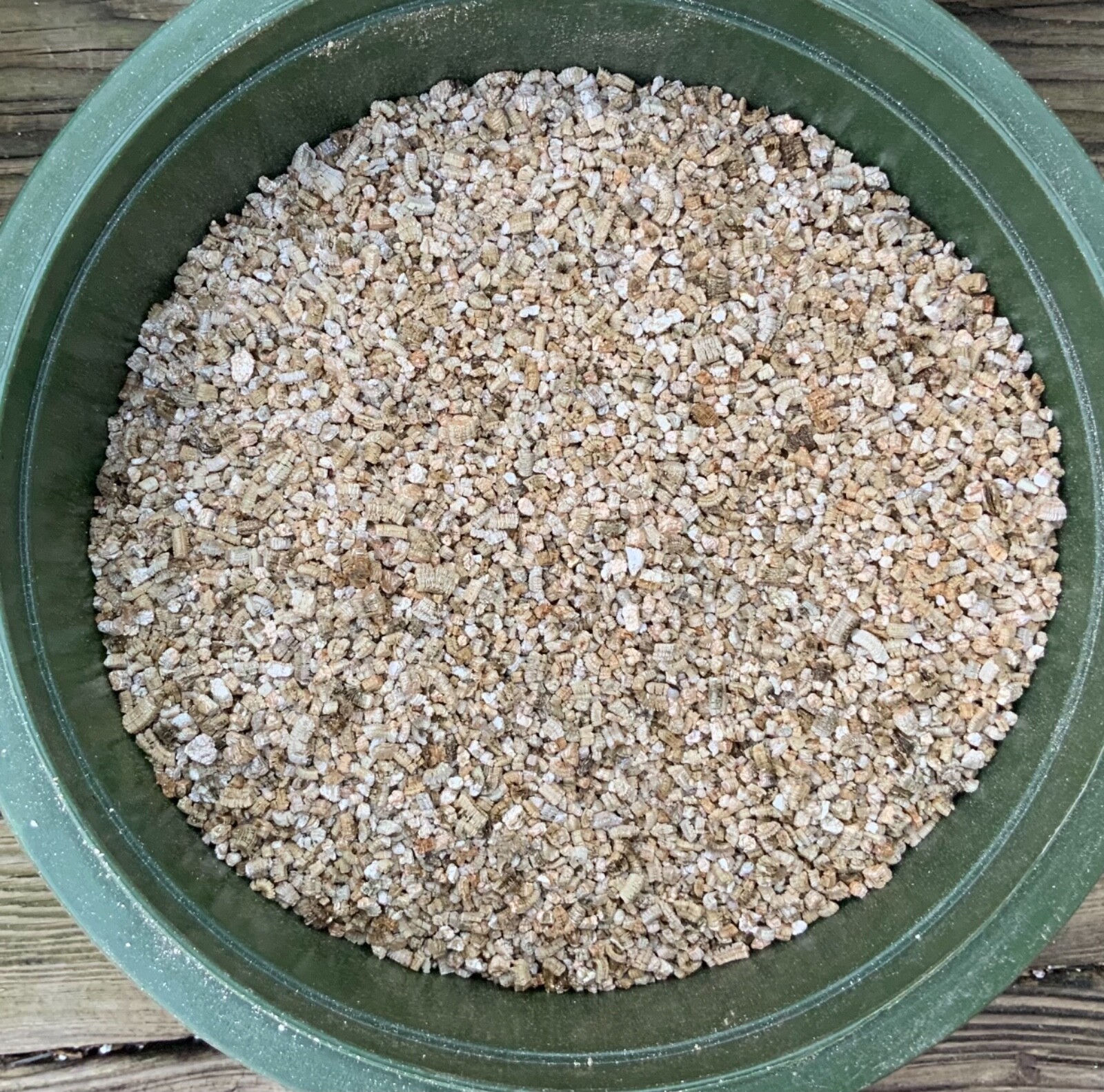 Perlite, Vermiculite & Peat Moss - Great Seed Starting Mix gallery