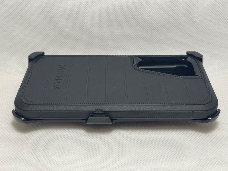 Otterbox Defender Pro Case for Samsung Galaxy S23- Black! gallery