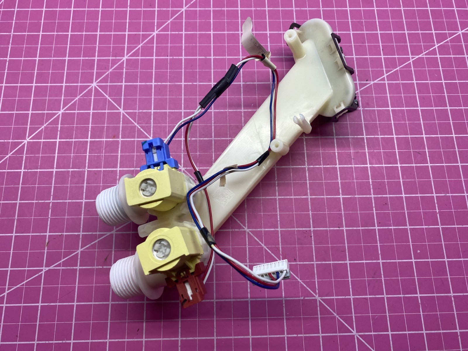 Whirlpool Washer Water Inlet Valve P# W11385821 W11513255 gallery