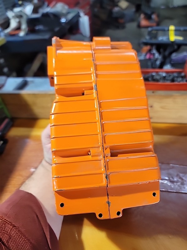 Olympic 261 Crankcase Assembly Both Halves New OEM Orange gallery